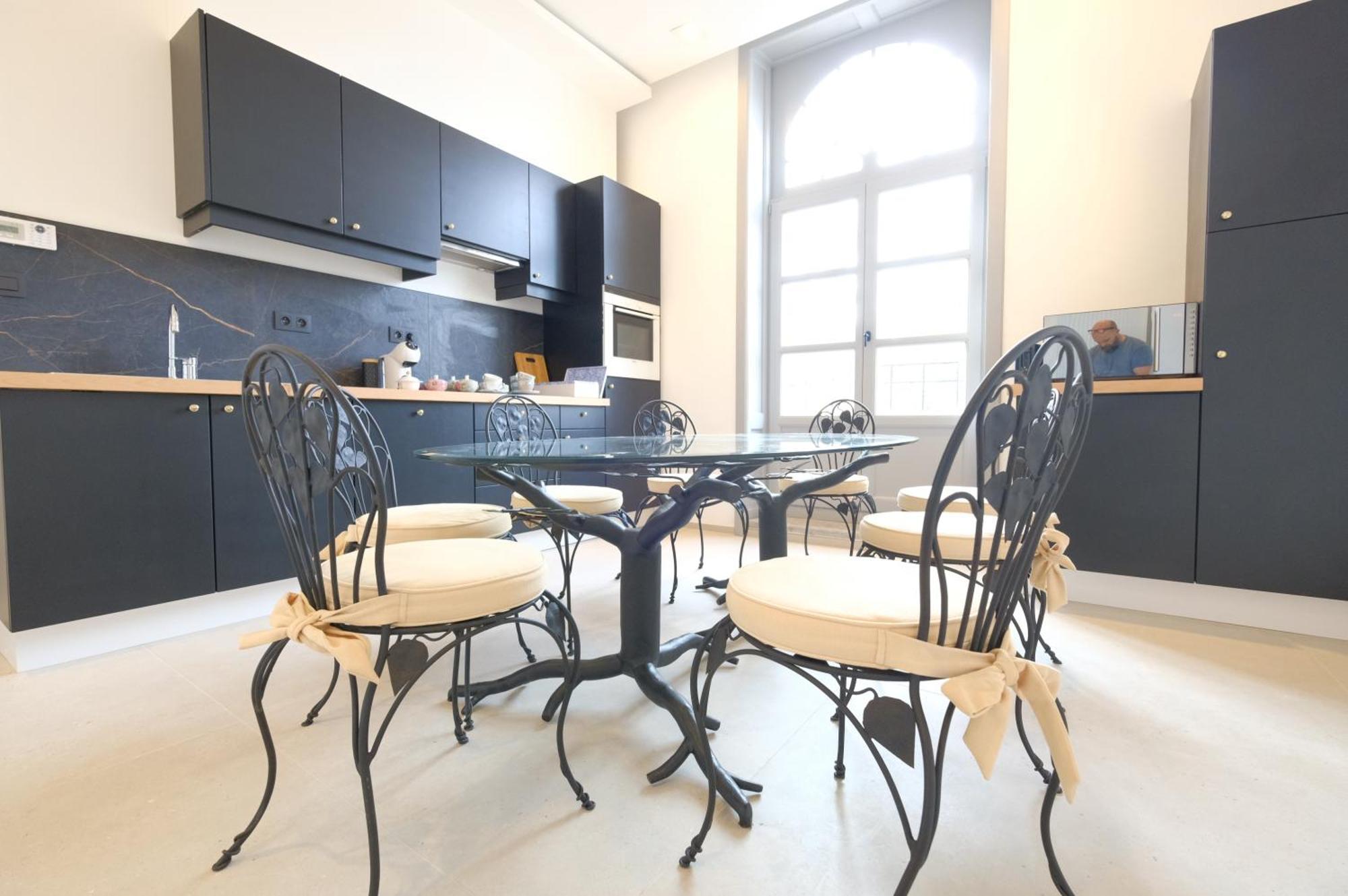 Room Jade - La Maison De La Duchesse De La Valliere - Parking Prive Mons Eksteriør billede